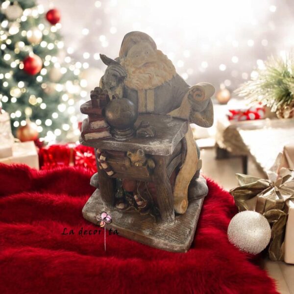 Pascuero En Escritorio